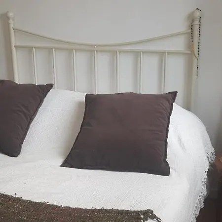Chambre Au Calme Avec Salle De Bain Privee Homestay *